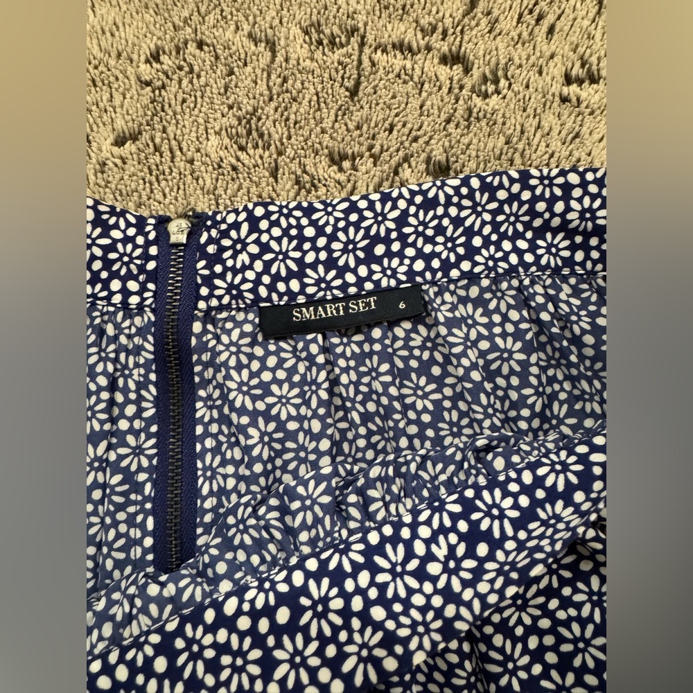 A Line Skirt - Picture 3 of 7